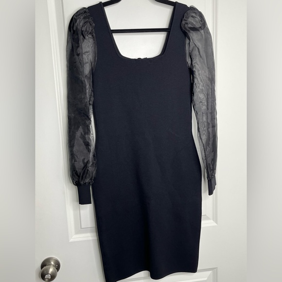 NWT House Of Harlow 1960 Black
Fitted Dress w/Sheer Sleeves Size XS - Picture 11 of 11